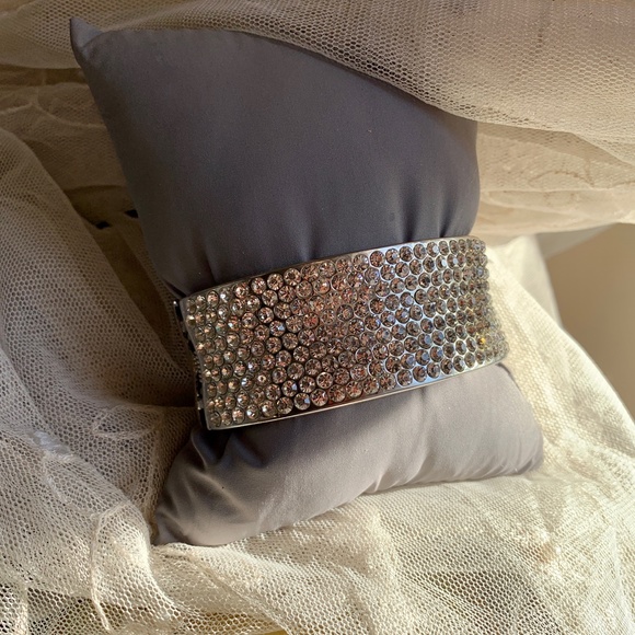 Gorgeous Sparkling Crystal Hinged Cuff Bracelet - Picture 9 of 11